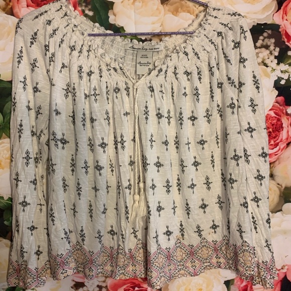 American Rag Long Sleeve Top - Picture 2 of 6